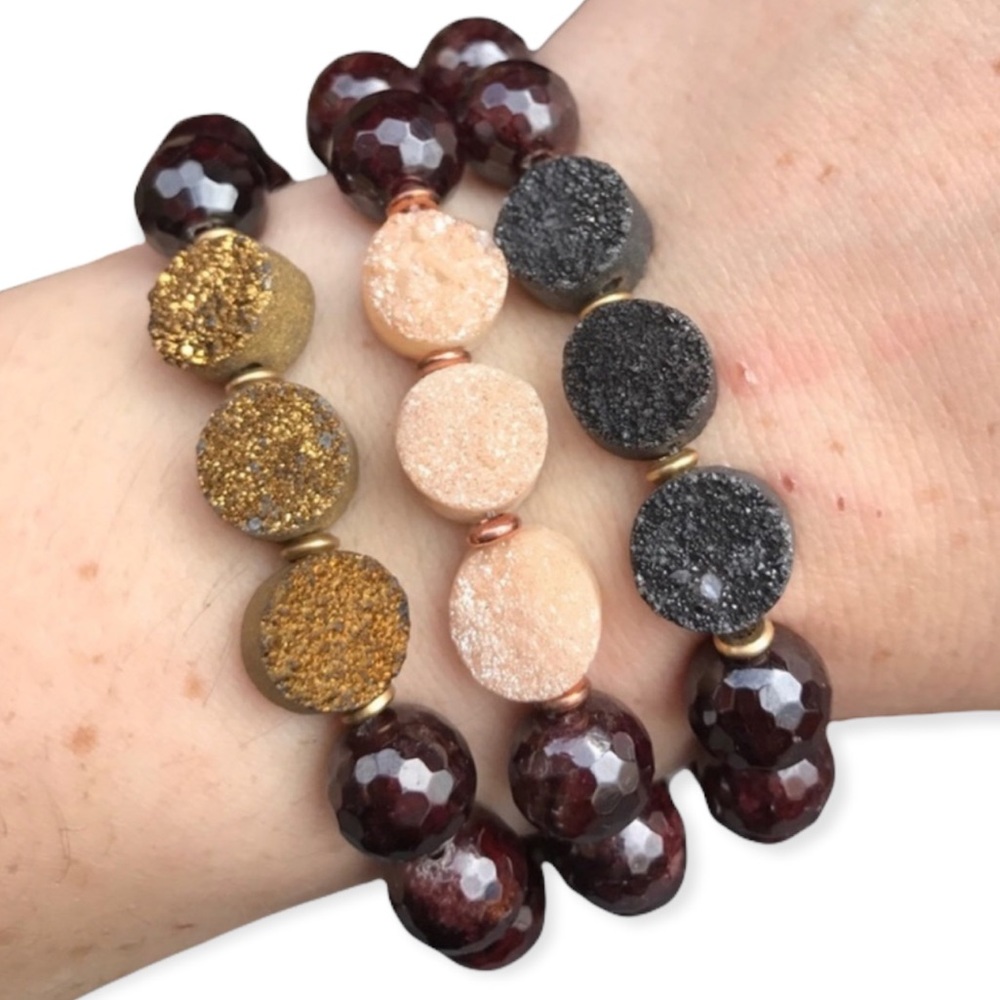 Garnet gemstone and druzy Beaded stretch Bracelet